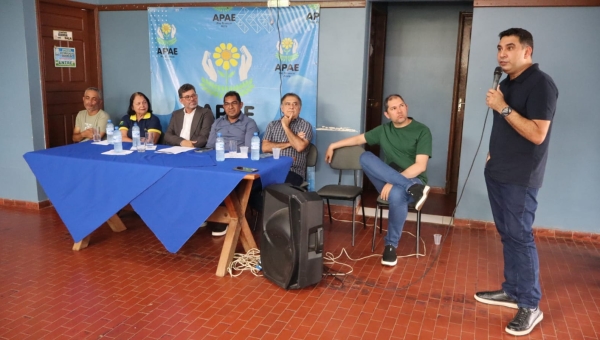 Vereador Samir Bestene destaca atuação do seu mandato em defesa da inclusão durante posse da nova diretoria da APAE Rio Branco